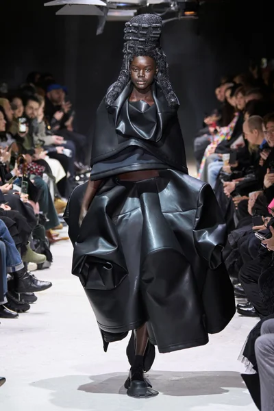 Look 1